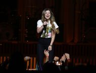 Kelly Clarkson Kicks Off New Las Vegas Residency At The Colosseum At Caesars Palace - (Image via Getty)